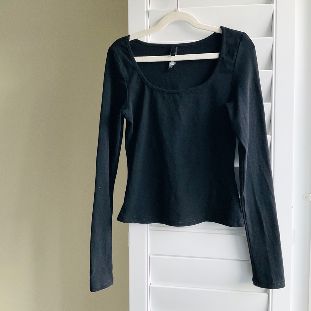 SKIMS Black Scoop-Neck Long Sleeve Top